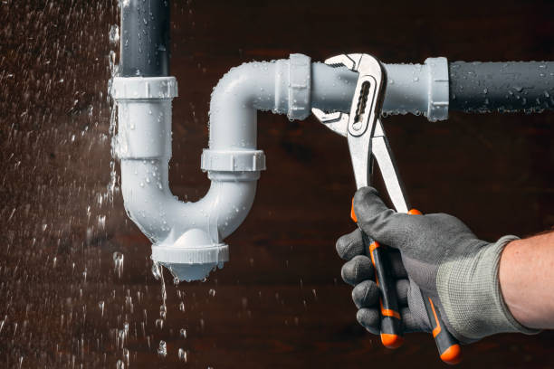 Professional Drain Cleaning technician working in Alvin, TX
